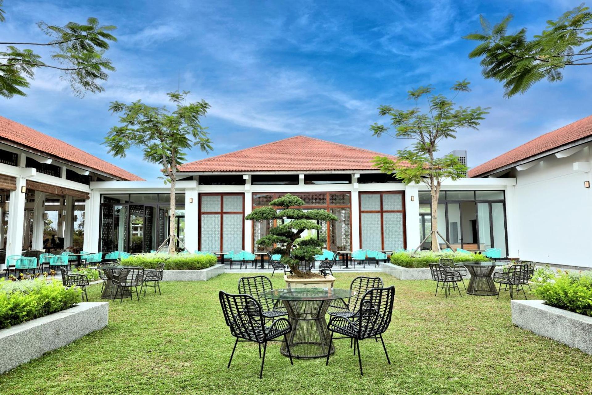 Hotel Sbh Gloria Hue Exterior foto